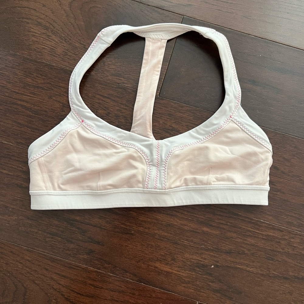 Lululemon bra size 6